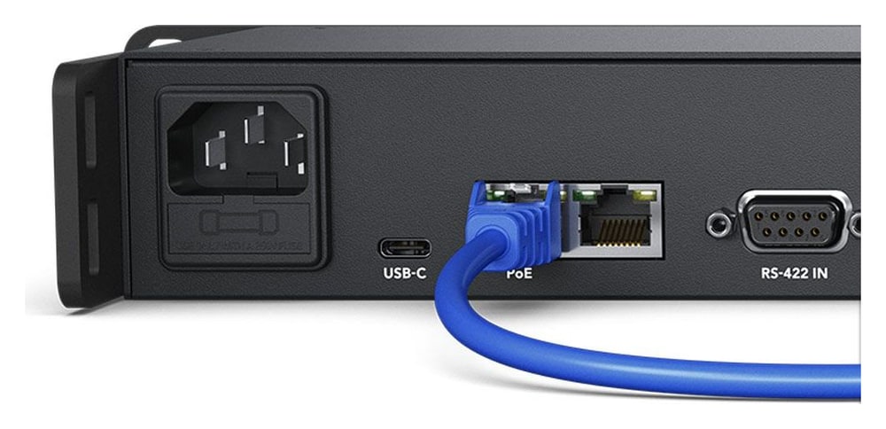 Blackmagic Videohub Smart Control Pro – Ethernet s PoE+ a priechodným portom