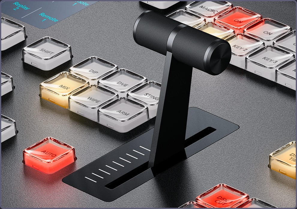 ATEM 2 M/E Advanced Panel 20 – Páka T-bar a stmavnutie do čiernej