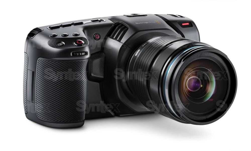 Predný pohľad na Blackmagic Pocket Cinema Camera 4K