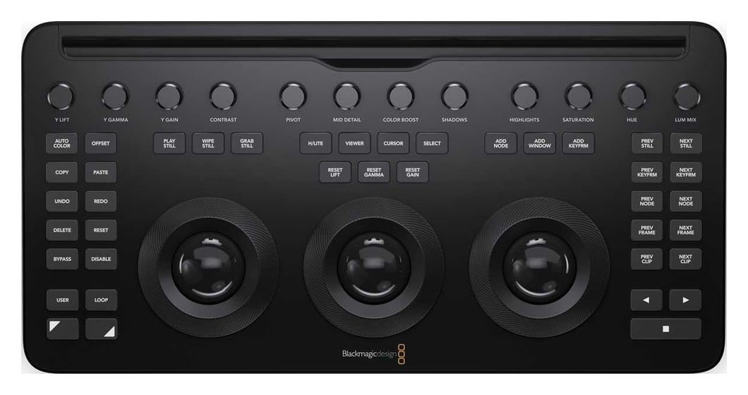 DaVinci Resolve Micro Color Panel – Tri trackbally s prstencami