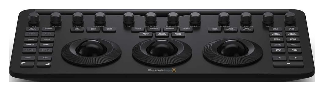 DaVinci Resolve Micro Color Panel – Dvanásť ovládačov primárnych korekcií