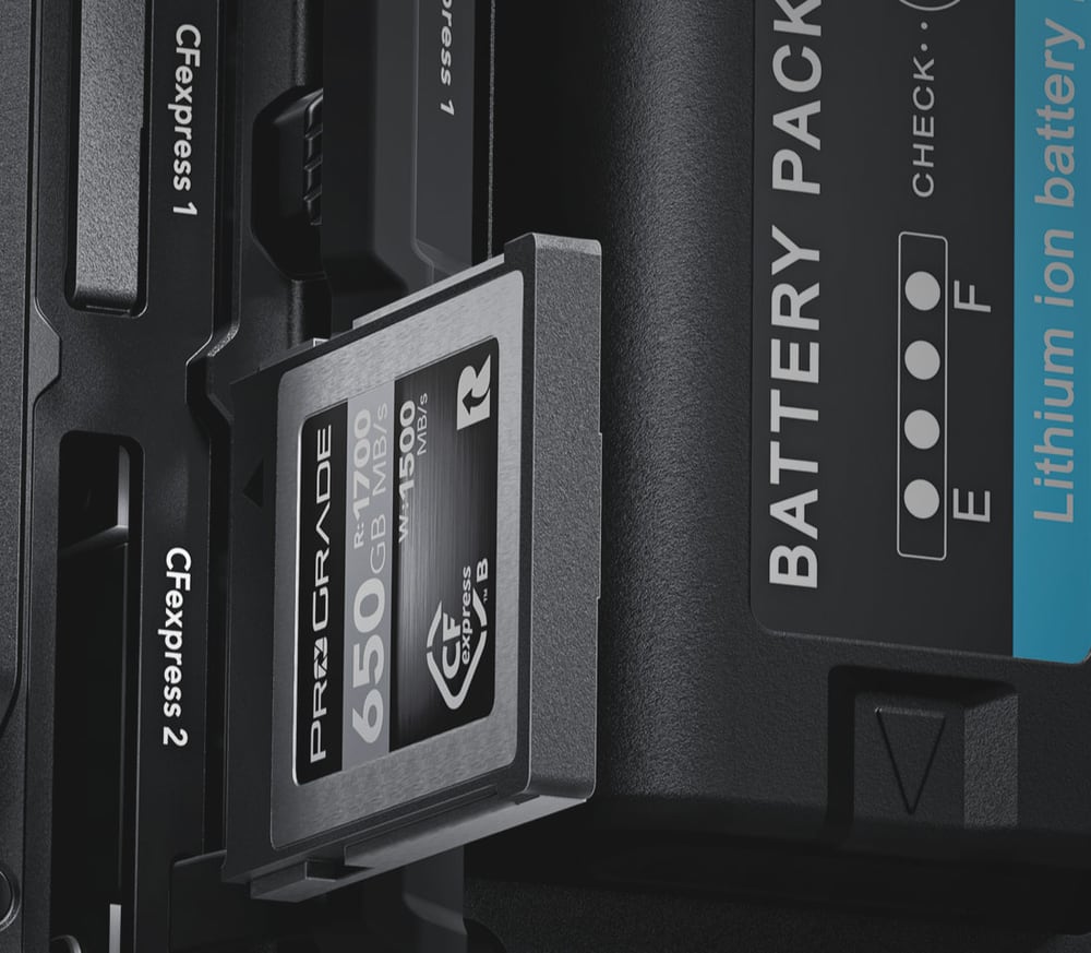 Blackmagic PYXIS 6K EF – Dva sloty CFexpress