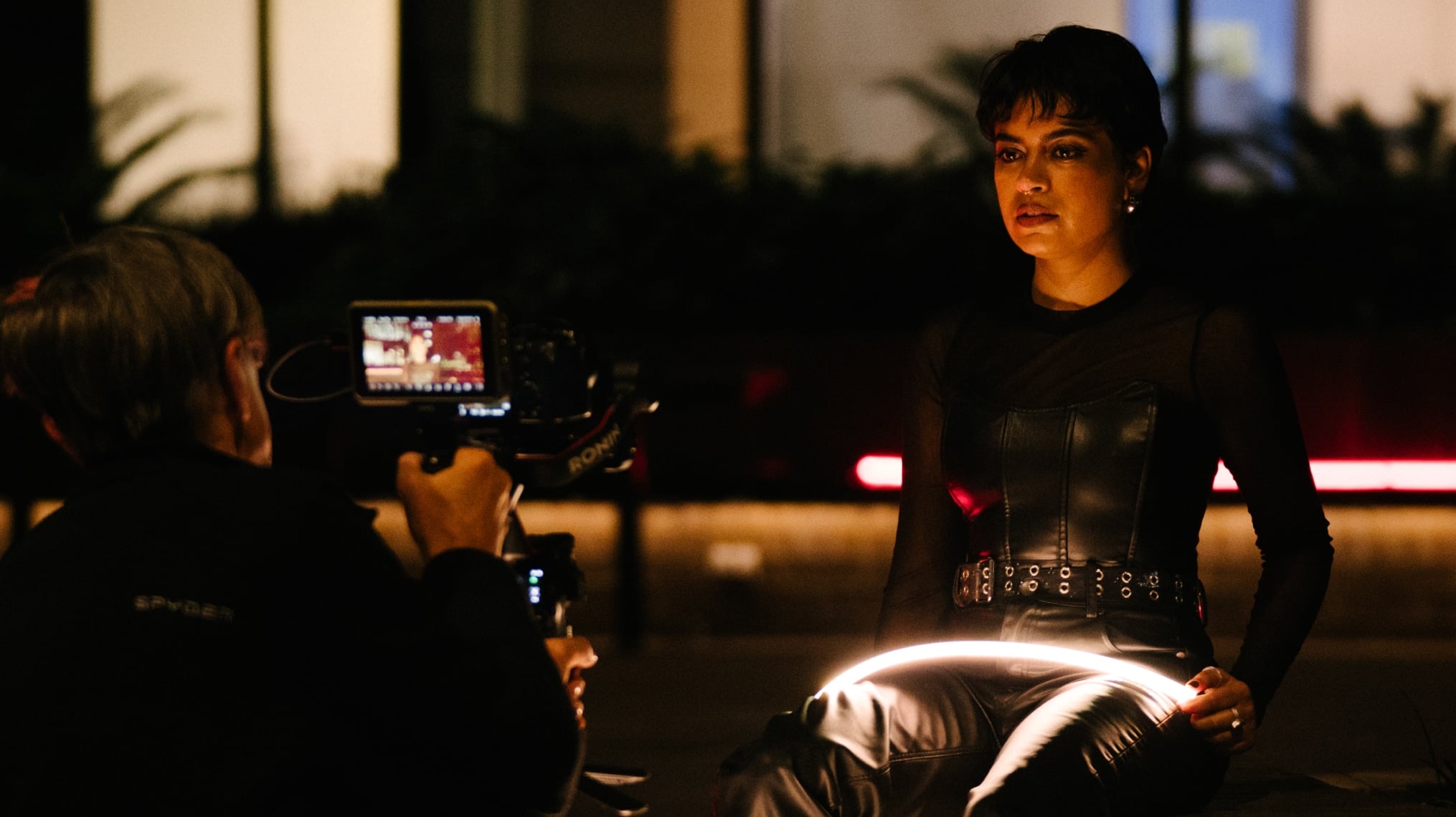 Světelný pás Atomos Sun Dragon při filmovém natáčení