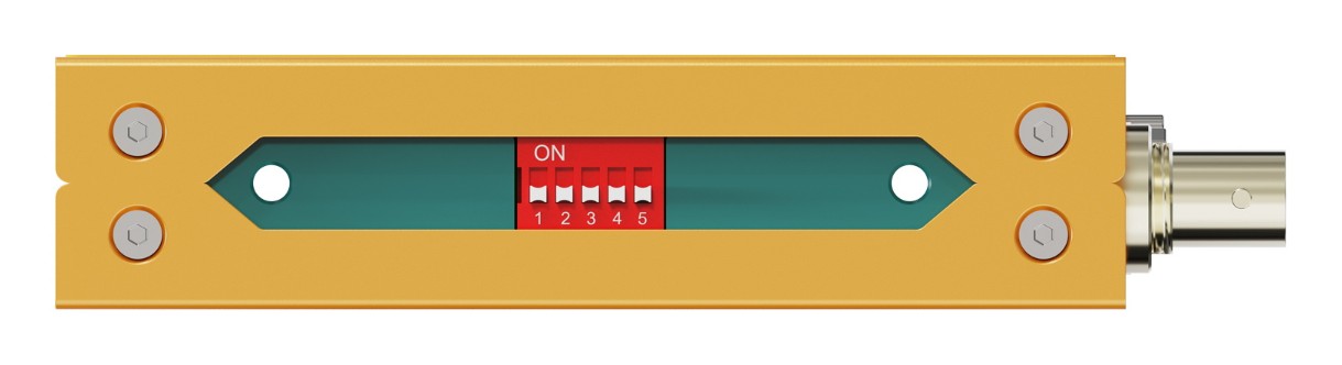 AVMATRIX UC7018 – Prepínače DIP a konektor BNC