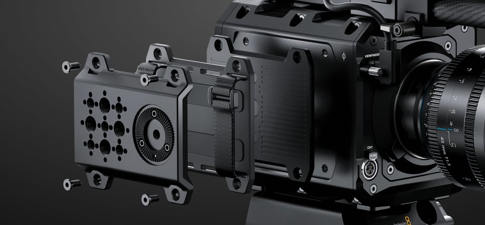 Blackmagic PYXIS 12K (L-Mount) – Bočné doštičky pre príslušenstvo