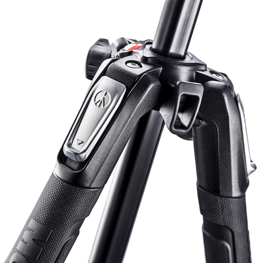 Páky Quick Power Lock a volič uhla nôh statívu MT190X3