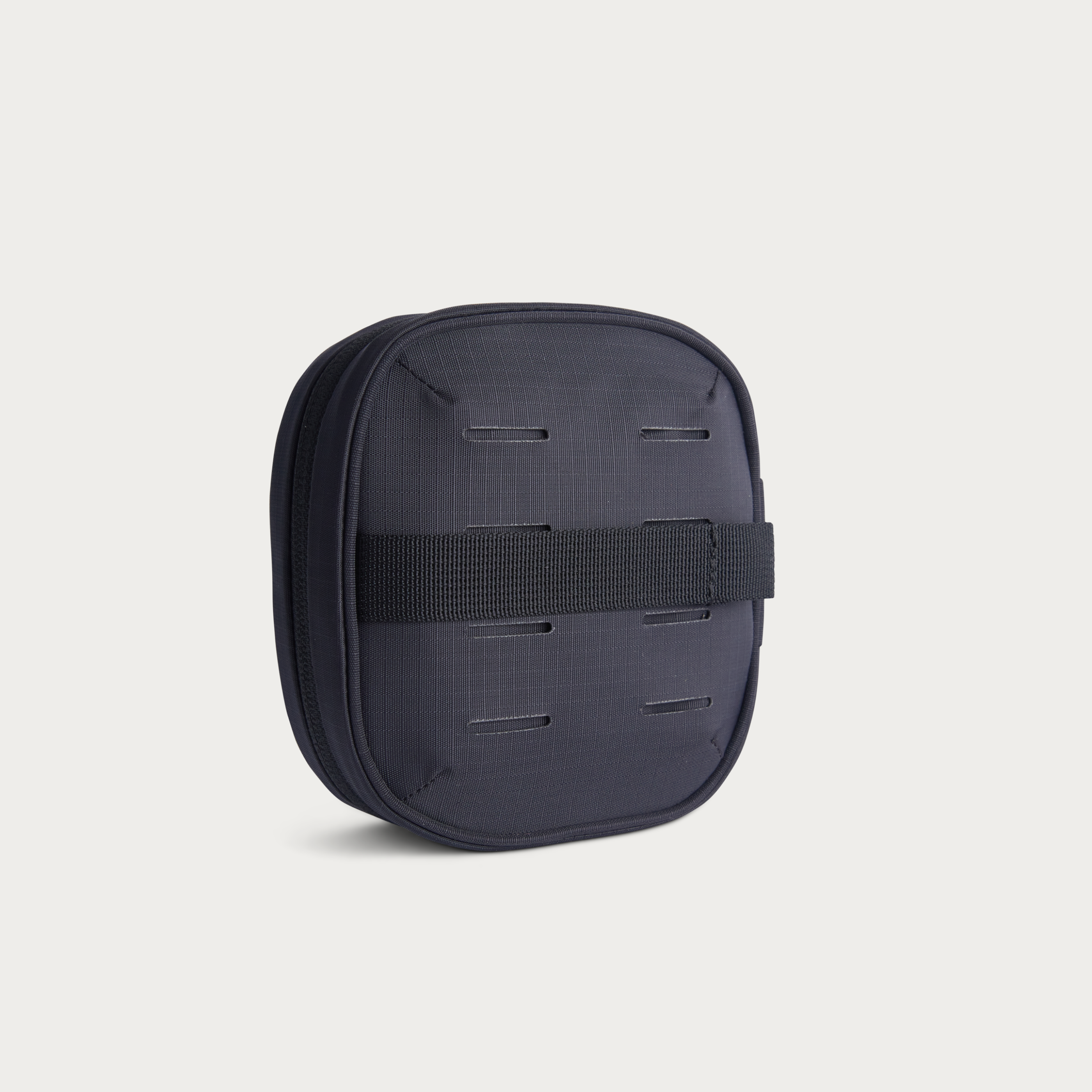 Moment pouch