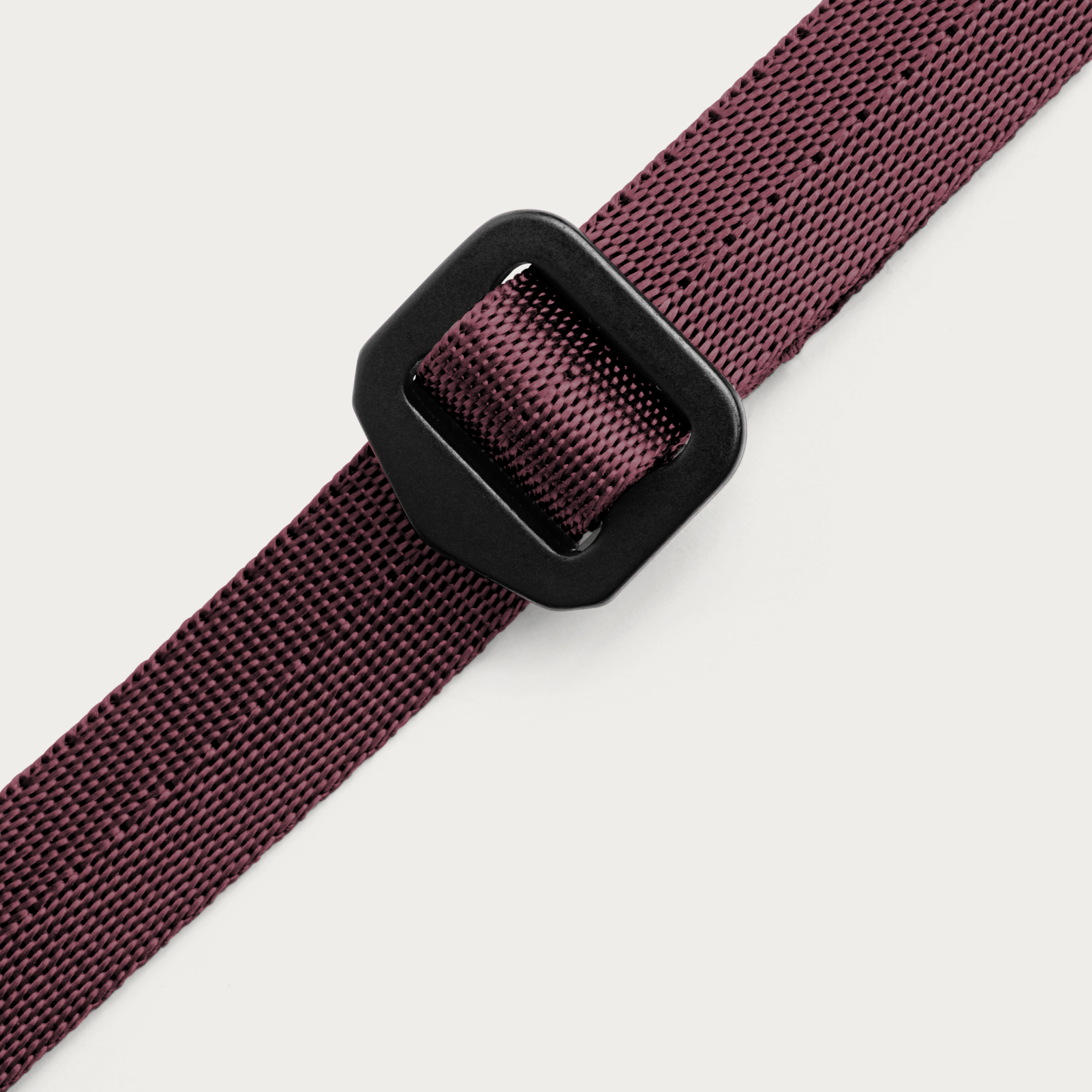Burgundy Moment Mobile Adjustable Crossbody Strap – adjustment buckle detail