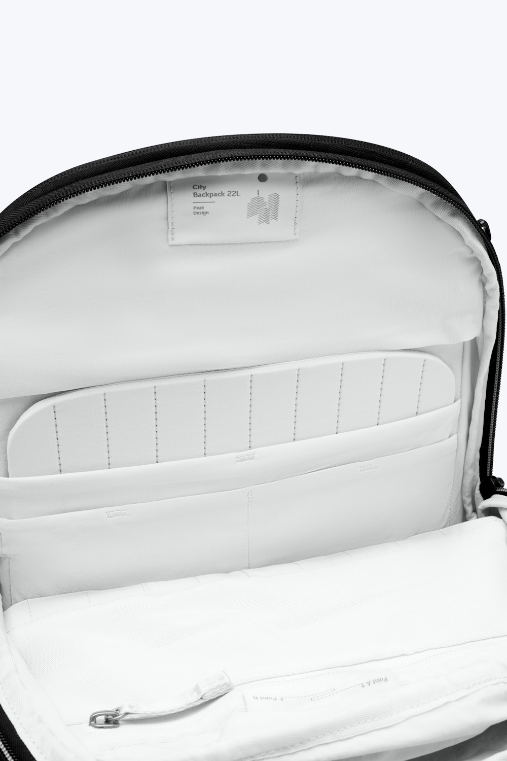 Peak Design City Backpack 22L – kapsa na notebook