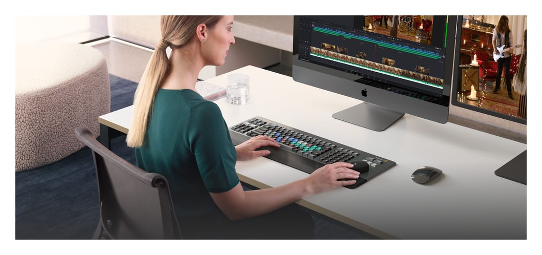 DaVinci Resolve Editor Keyboard – Obe ruky pri strihu