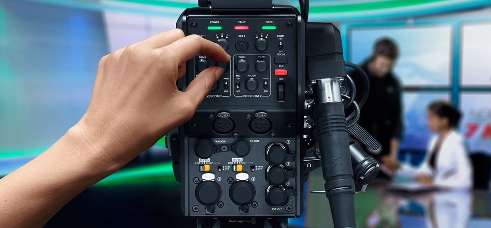 Blackmagic Design Camera Fiber Converter – Štúdiové ovládanie na zadnej strane kamery