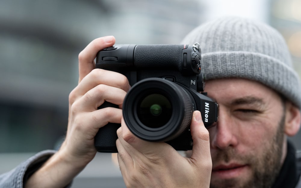 Kompaktný full-frame s funkciami profesionálov