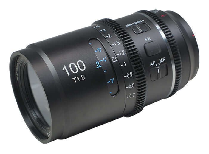 Astra 100 mm: anamorfný autofokus pre full frame