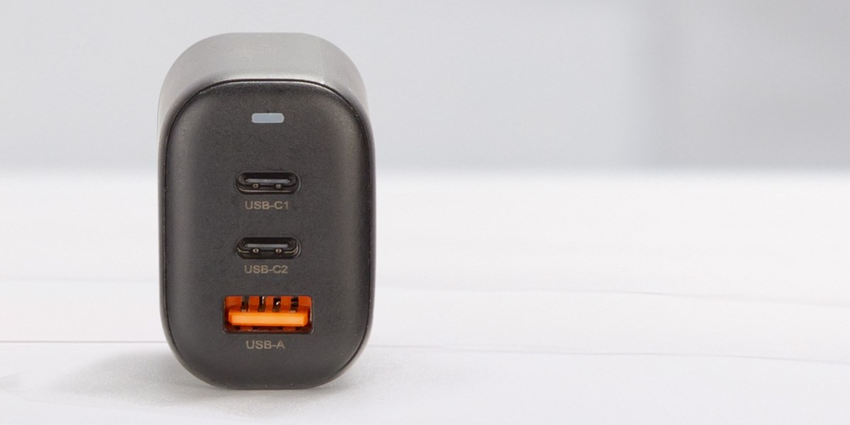 SWIT UC-2065 nabíjačka USB-C 65 W