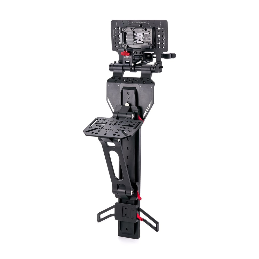 Monitor hore, batéria V-Mount na dosah