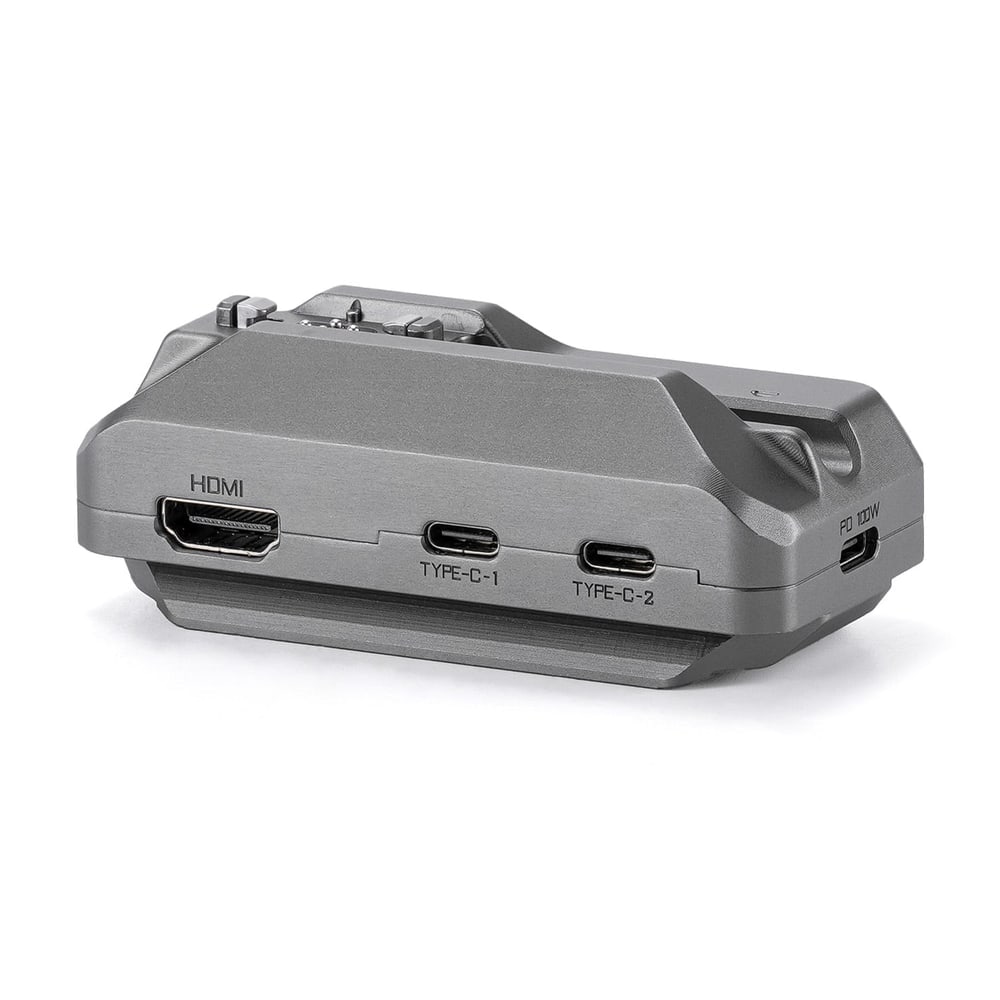 Dva USB-C, HDMI a jack 3,5 mm