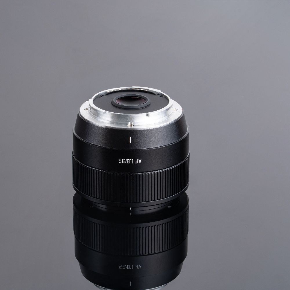 TTArtisan APS-C AF 35mm F1.8 II – Automatické zaostrovanie s motorom STM