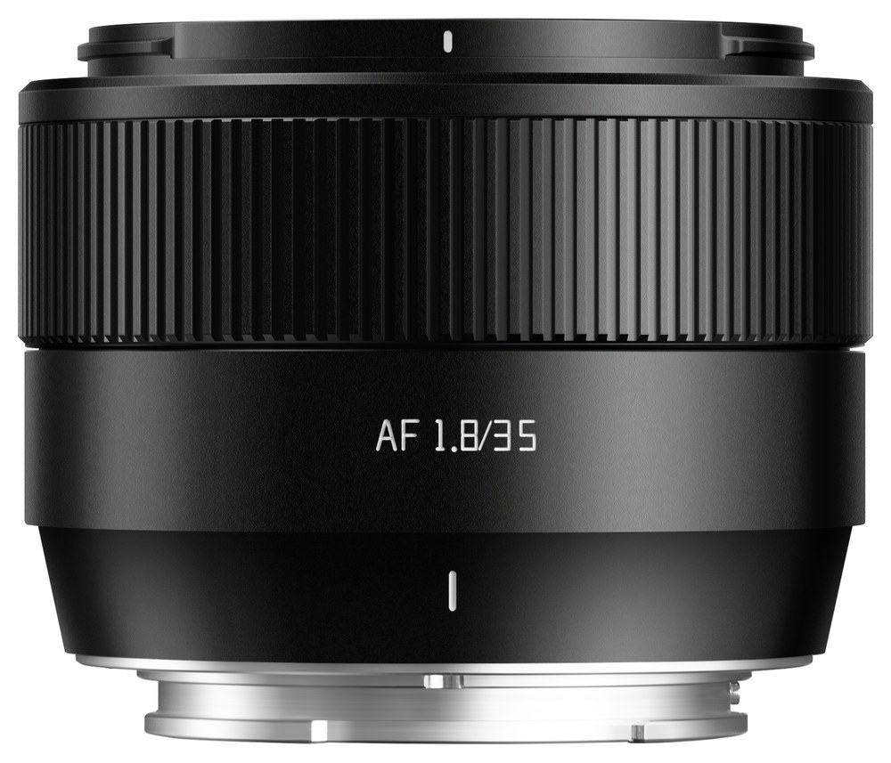 TTArtisan APS-C AF 35mm F1.8 II – Optika 10 prvkov v 7 skupinách