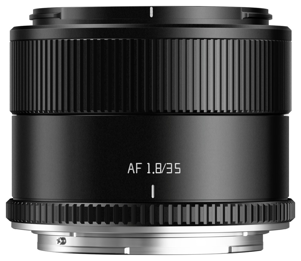 TTArtisan APS-C AF 35mm F1.8 II – Optika 10 prvkov v 7 skupinách