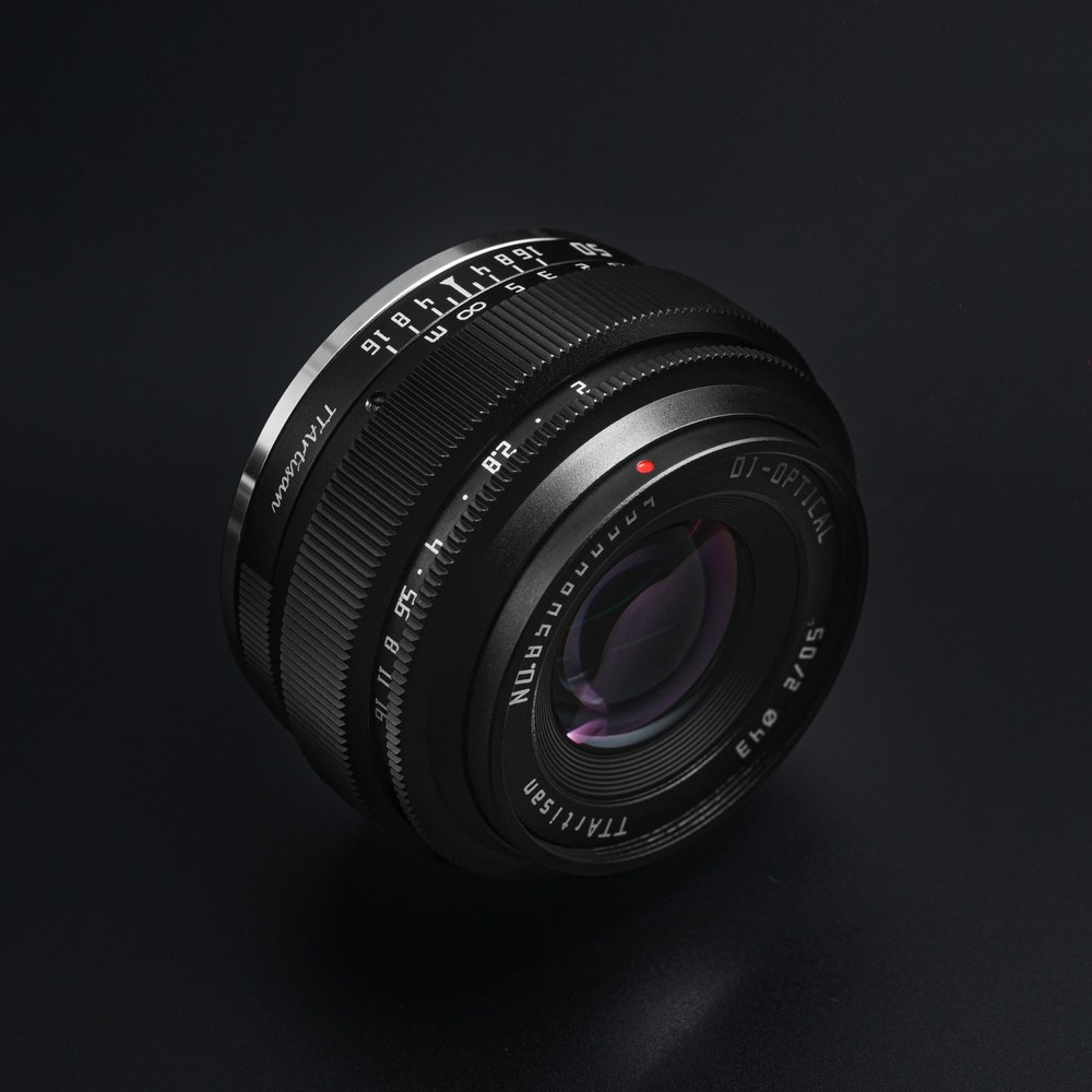 TTArtisan 50mm F2 – Svetelnosť F2 a 10 lamiel