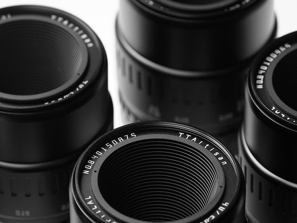 TTArtisan APS-C Macro 40mm F2.8 – Celokovové telo
