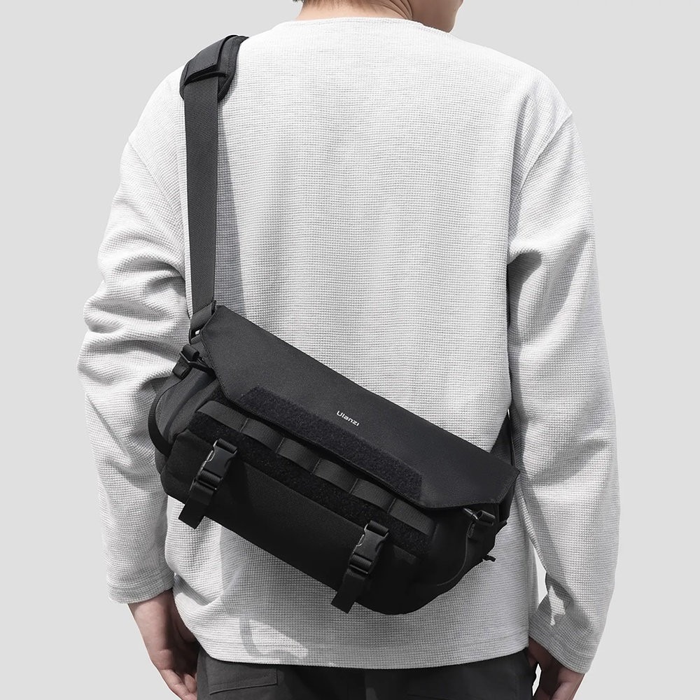 Ulanzi BC08 Sling Bag – Pevně na zádech nebo na boku