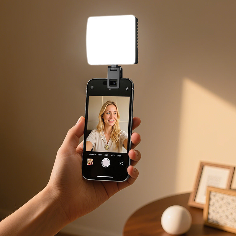 Ulanzi C01RGB 10W Pocket light – Klip na telefon