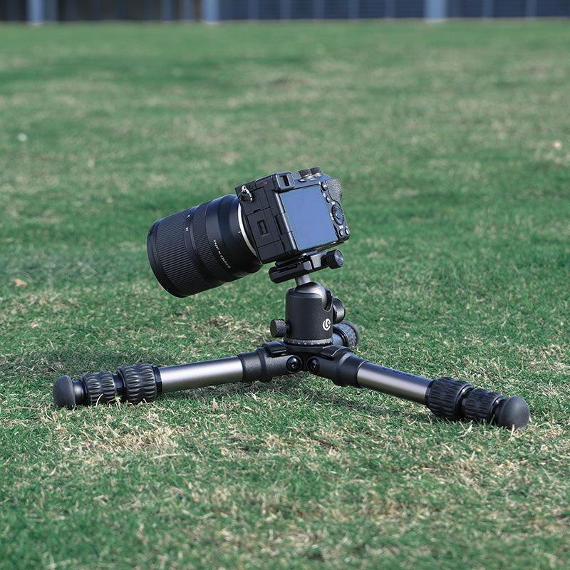 Ulanzi TT30 Travel Portable Tripod – Nízký úhel jedním pohybem
