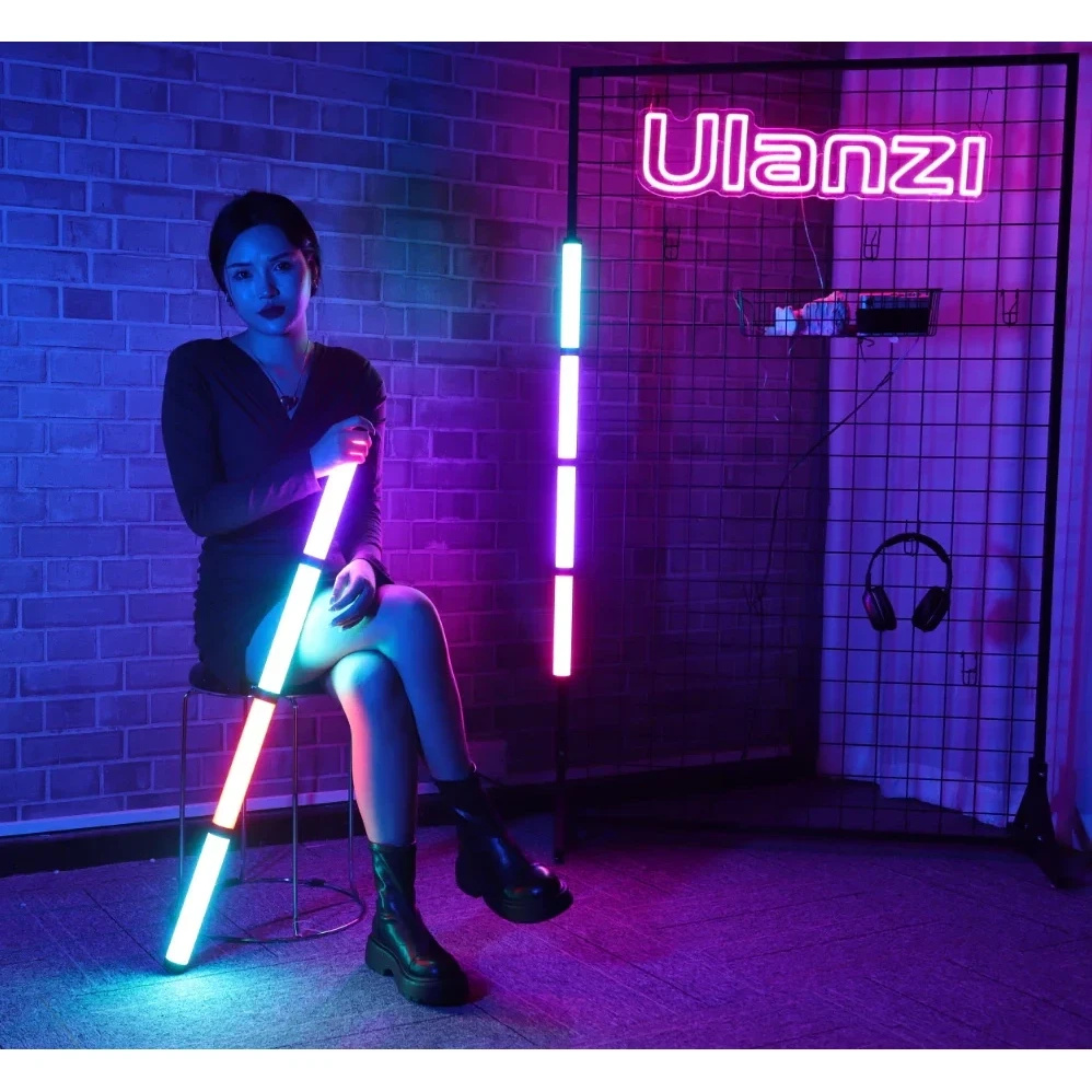 Ulanzi VL110 RGB LED tyč – Světlo v interiéru